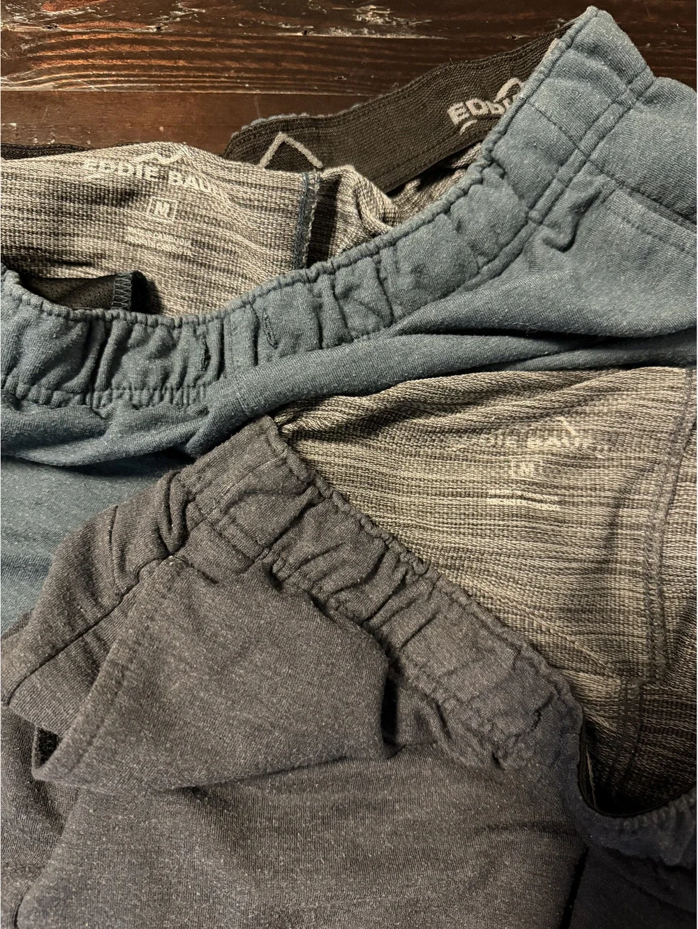 Eddie Bauer Men’s Medium Shorts Lot of 2 Gray Blue Drawstring Lounge Casual
